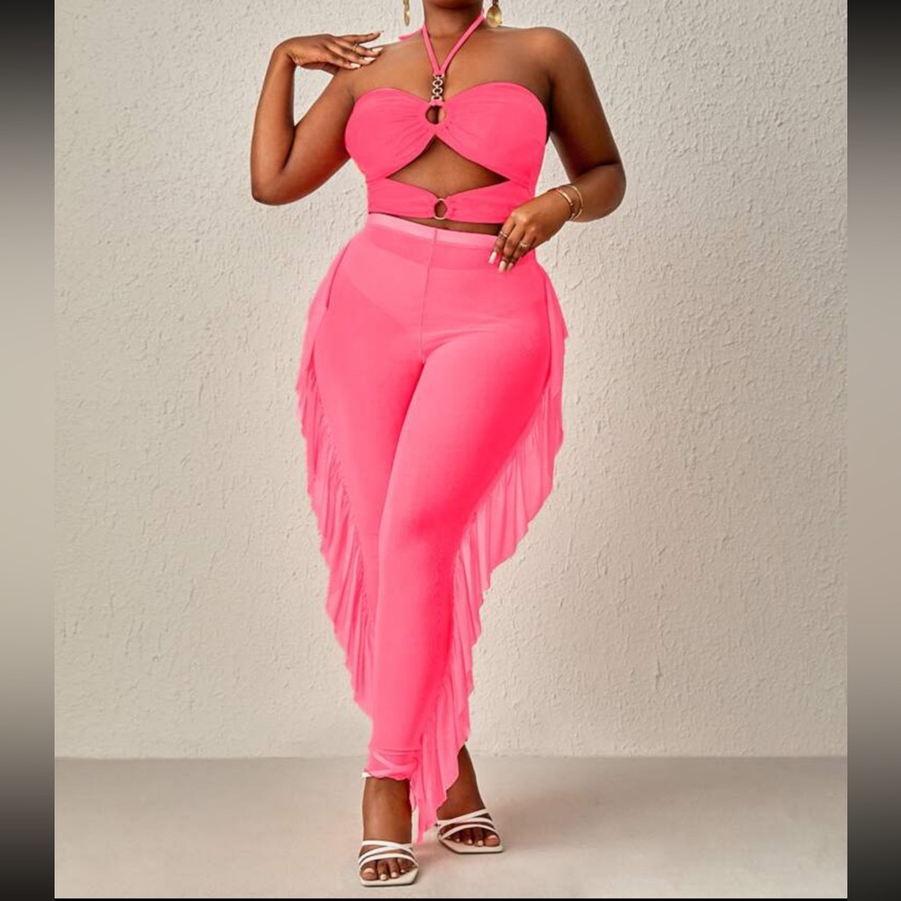 3pcs Neon Pink Ring Linked Cut Out Ruffle Trim Halter Bikini Swimsuit